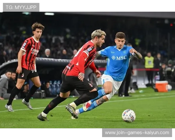 那不勒斯整体转换速度快,前场组织更顺畅